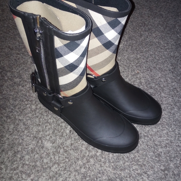 Black and Plaid Rain Boots - Picture 1 of 4